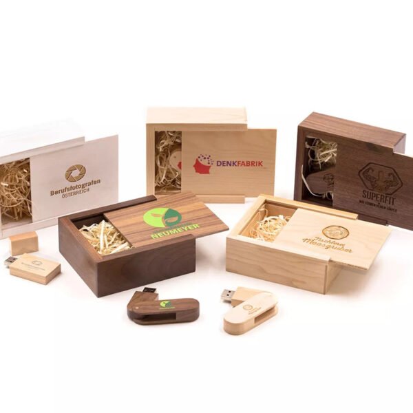 Wooden Swivel USB Flash Drive